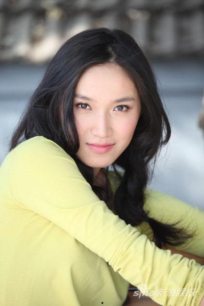 邹涵虹个人资料,才华横溢的年轻艺术家，艺术与人生的完美融合